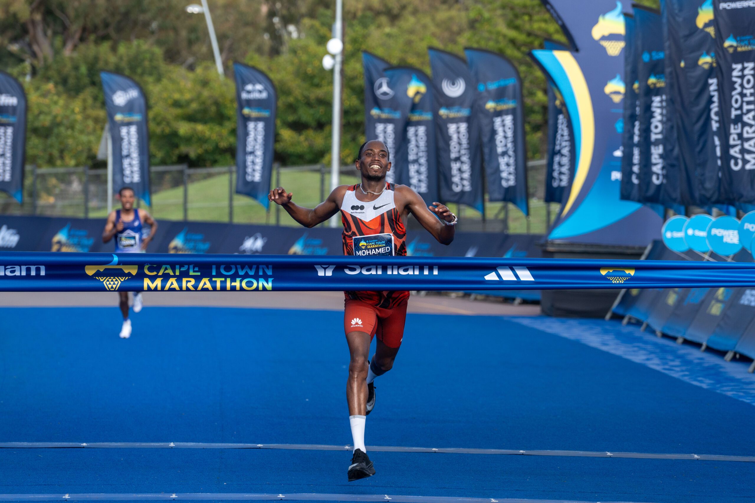 Image 1 Fahwaaz Cornelius Mohamed Esa of Ethiopia won the 2026 Sanlam Cape Town Marathon in a new course record 2:04:55, which is the fastest time ever run on African soil. Image: Fahwaaz Cornelius